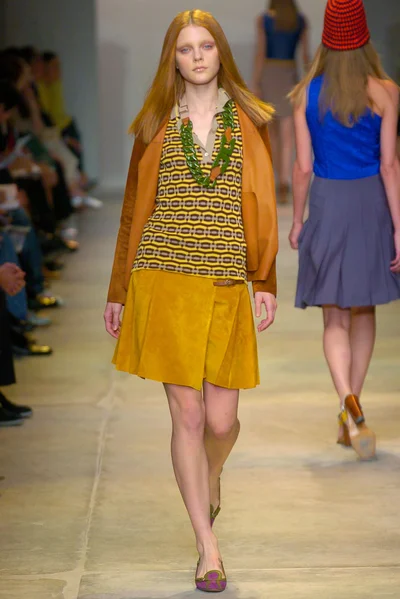 Look 9